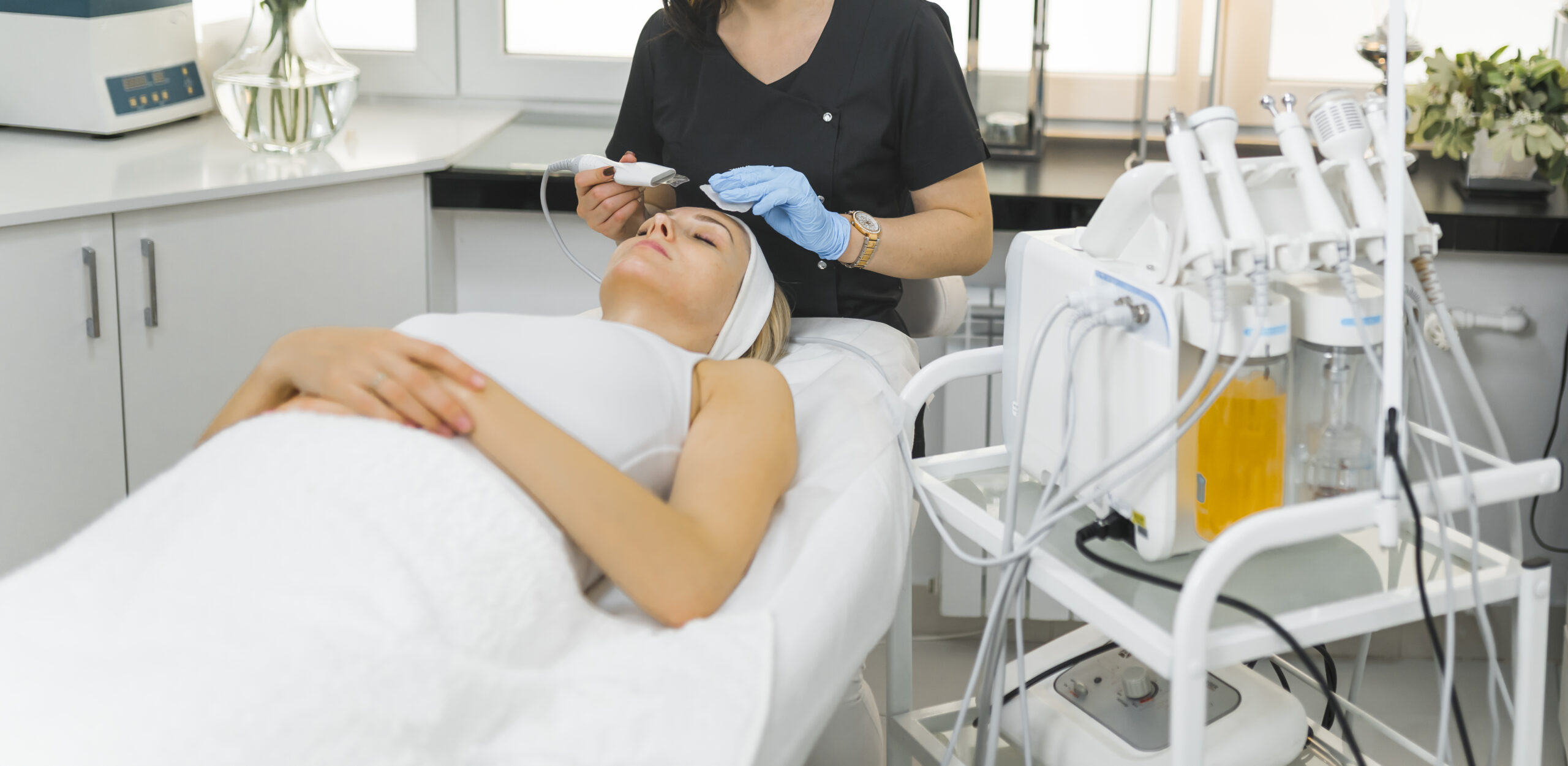 You are currently viewing The Basic Rules of Skin Care & Acne Treatment